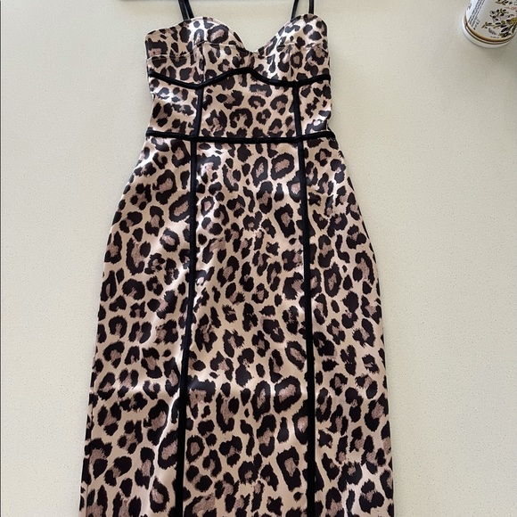 H&M Cheetah print dress! - Picture 3 of 4